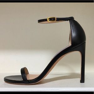 Stuart Weitzman — Luxury—Nudistong Sandal